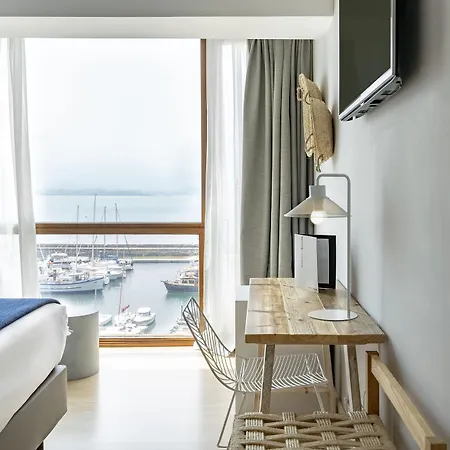 Отель Vincci Puertochico 4*
