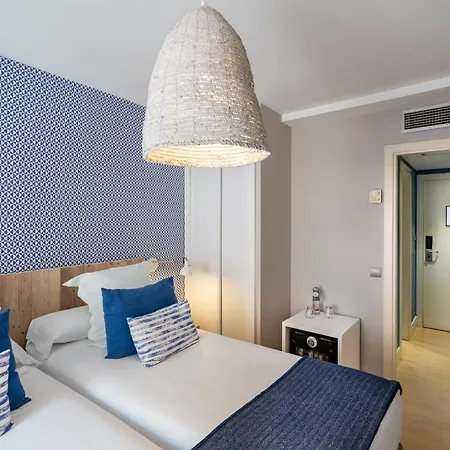 Vincci Puertochico Szálloda 4*