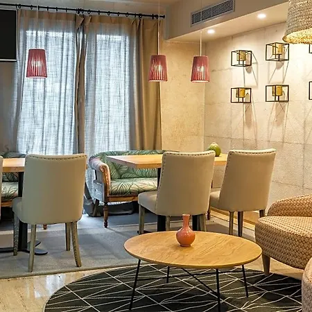 ビンチ プエルトチコ ホテル 4*
