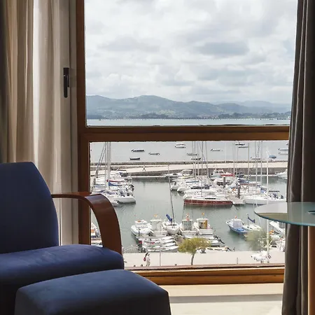 Vincci Puertochico Hotel