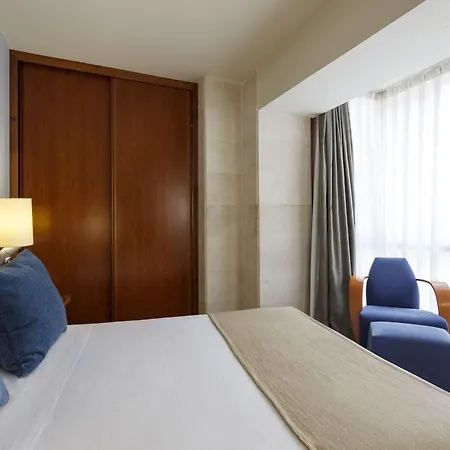 Vincci Puertochico 4* Сантандер
