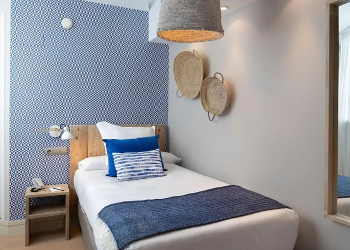 Vincci Puertochico 호텔