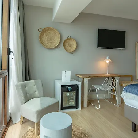 Vincci Puertochico Hotel 4*