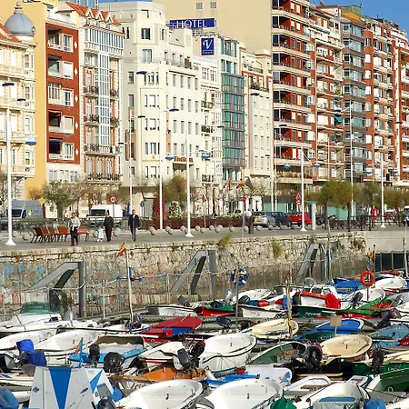 ビンチ プエルトチコ ホテル 4*