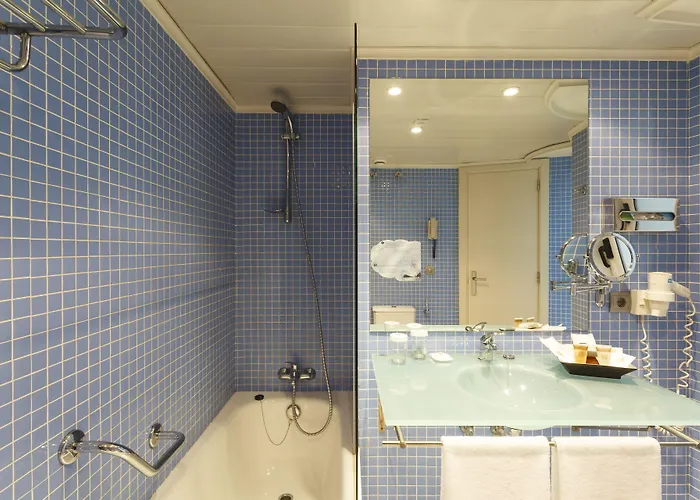 Vincci Puertochico 4* Santander