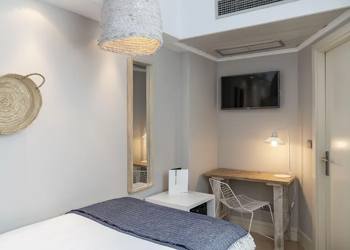 Vincci Puertochico Otel