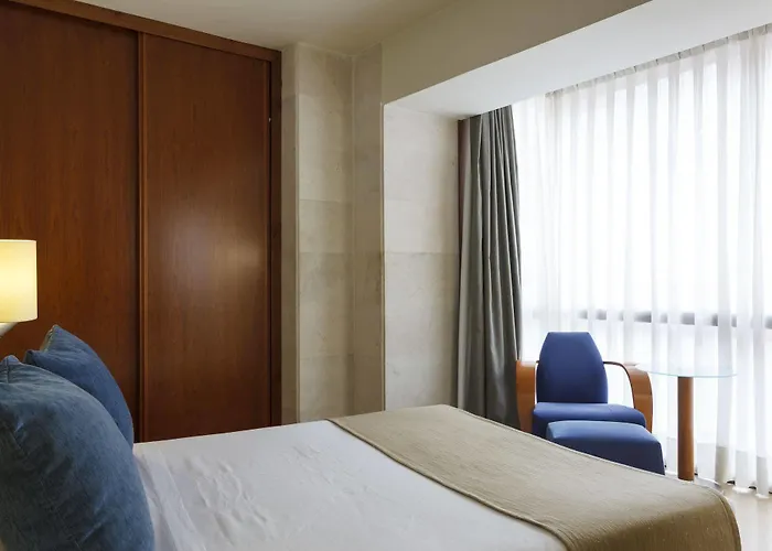 Vincci Puertochico Otel Santander